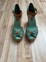 Tommy Hilfiger Pumps mit Keilabsatz Gr. 39 Nordrhein-Westfalen - Leverkusen Vorschau