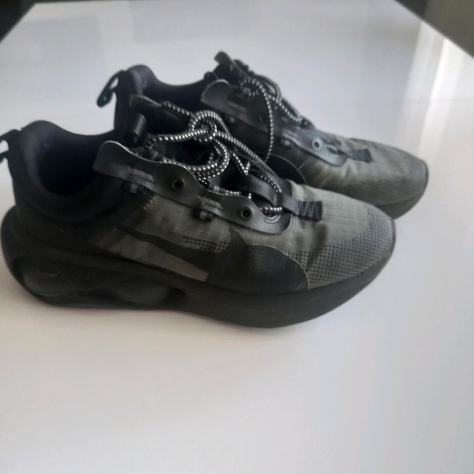 Nike air max triple Black 2021 in Pohlheim