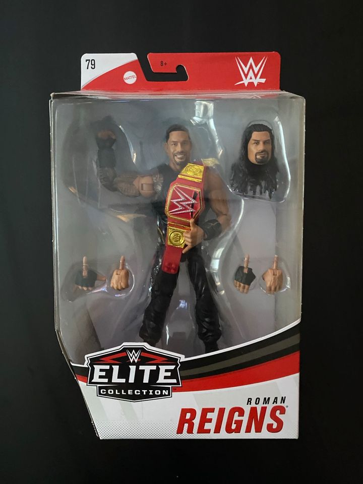 WWE Elite Roman Reigns in Stuhr