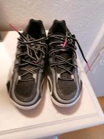 Damen Sportschuhe von Puma Nagelneu gr. 39 Hessen - Rabenau Vorschau