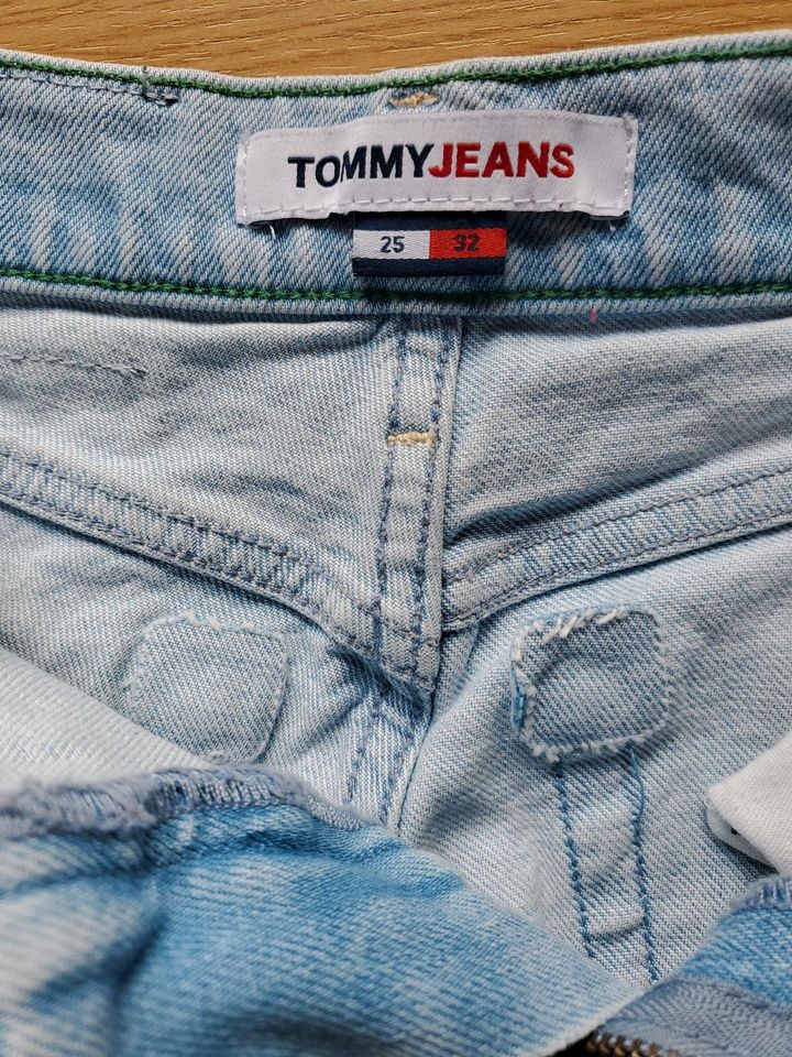 Tommy Jeans in Scheeßel