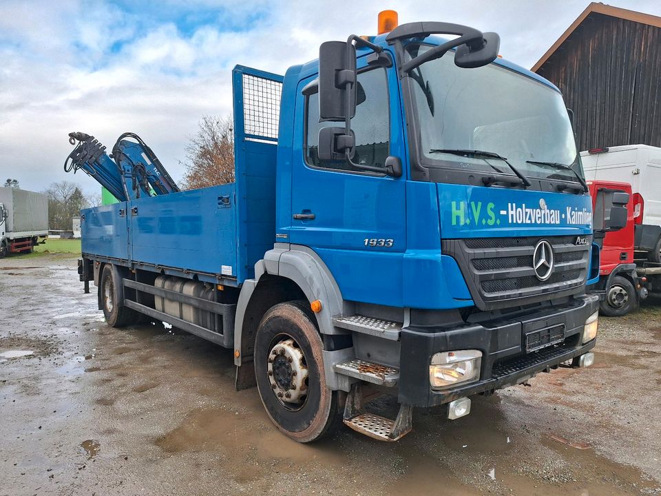 Mercedes Axor 1933*Kran*wenig KM* in Straubing