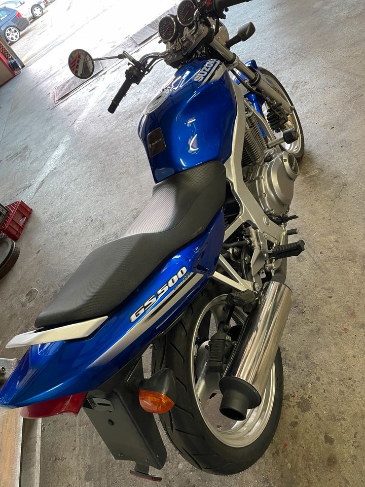 Suzuki GS 500 in Herbrechtingen