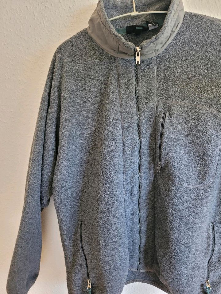 Patagonia, Fleecejacke, vintage, grau, xl in Berlin