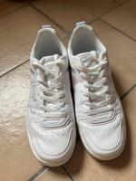 Esprit Sneaker Schuhe weiß Größe 41 Neu Bayern - Waigolshausen Vorschau