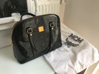 Original MCM Handtasche Ivana in schwarzem Lackleder Bayern - Zirndorf Vorschau