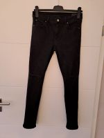 ASOS Herrenjeans Löcher Schlitze schwarz 32/30 neu Bayern - Sand a. Main Vorschau