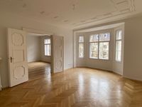 Nähe Prinzregentenplatz! Perfekt für Familie oder WG, 5 Zimmer-Altbau-Wohnung mit Balkon und EBK! München - Bogenhausen Vorschau