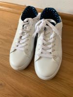 Sportschuhe Damen gr 37 Nordrhein-Westfalen - Burscheid Vorschau