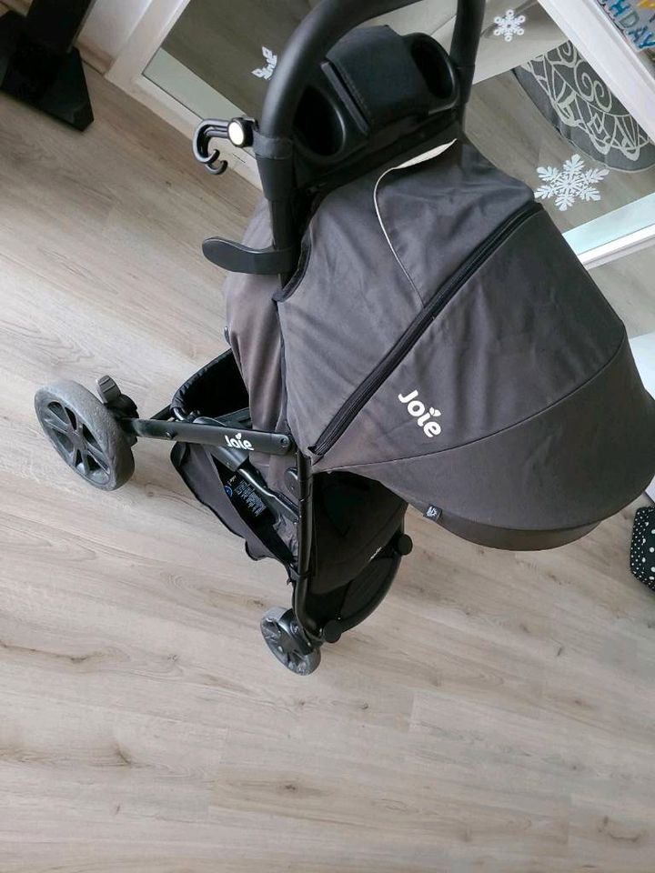 Joie Buggy plus Fußsack in Lünen