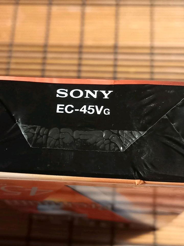 Sony VHS C  Premium 45 min in Böchingen