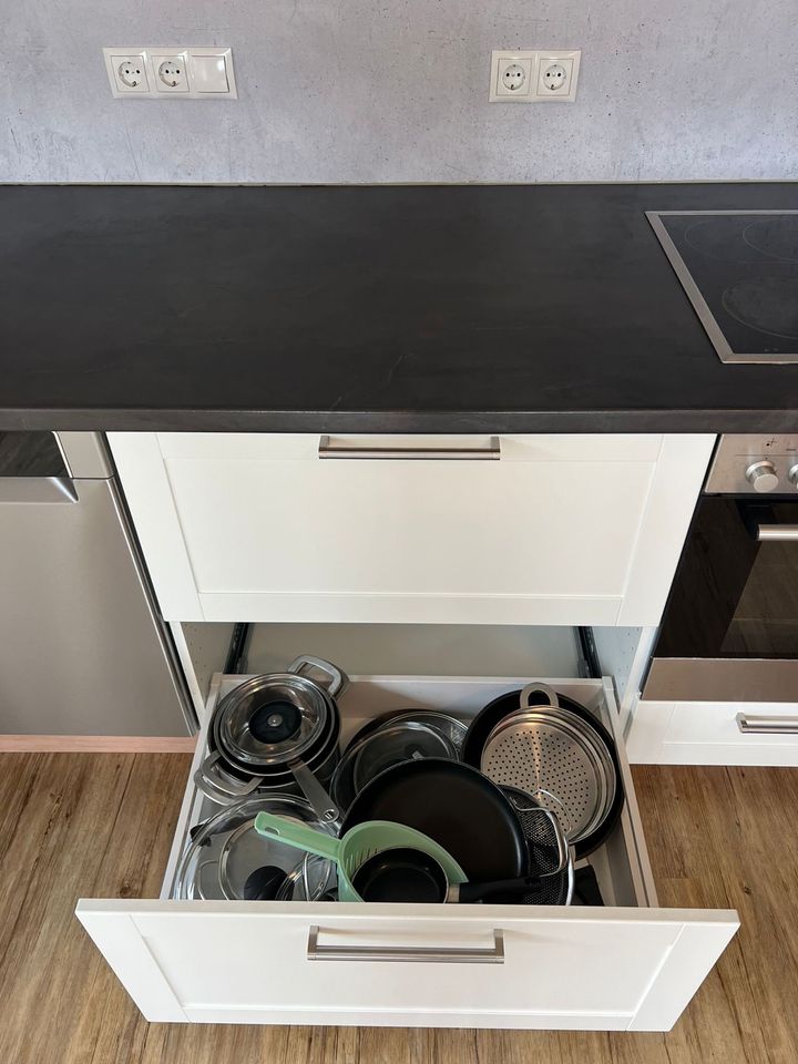 Ikea Metod Küche weiß 260cm ohne Geräte in Wallgau