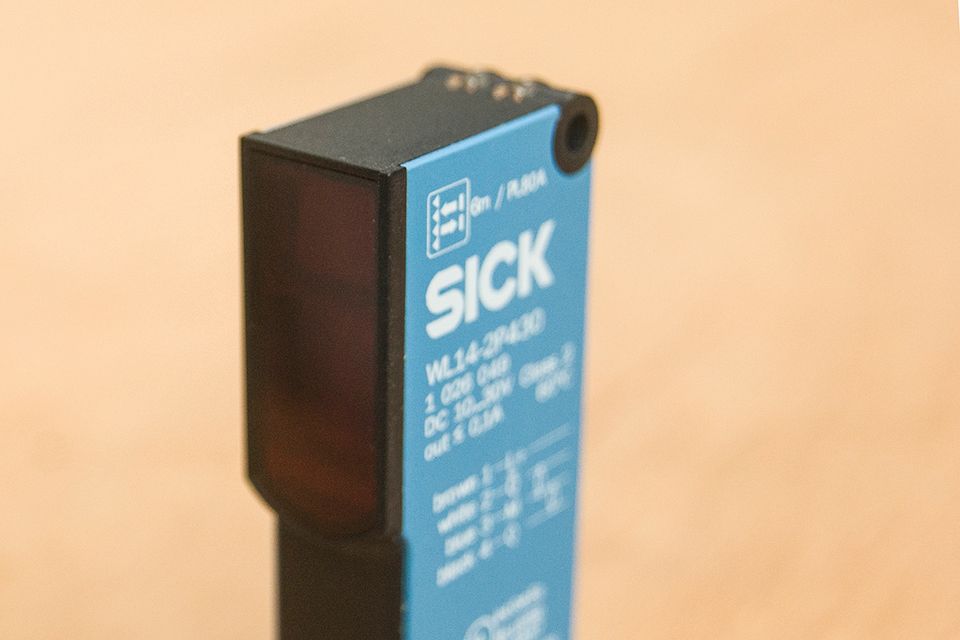 SICK Lichtschranke Reflexionslichtschranke Doppellinse Arduino in Hamburg