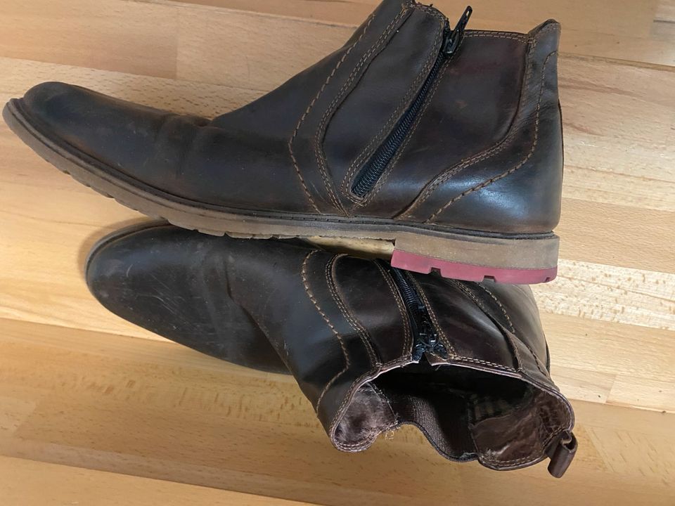 Unterschiedliche Herren Leder Schuhe 46 Gr in Essen