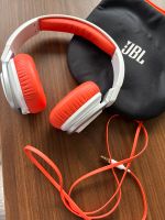 JBL J 55 Over-Ear Kopfhörer weiß/orange Baden-Württemberg - Schwieberdingen Vorschau