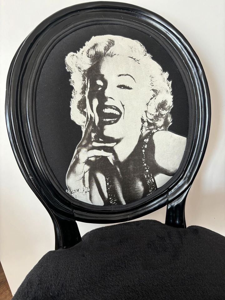 KARE Design Marilyn Monroe Stuhl in München