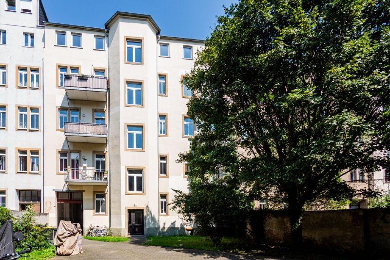 Provisionsfrei! 1-Raum-ETW mit Wannenbad und hohen Altbau-Räumen, ideale Neustadt-Lage. in Dresden