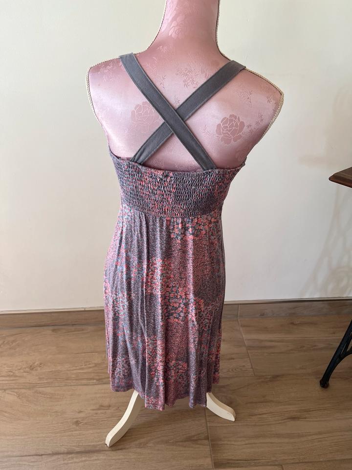 Schönes Sommerkleid von EDC Esprit in Größe L in Schwesing