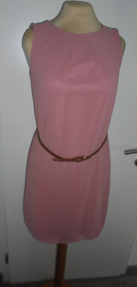 Kleid mit Gürtel ärmellos von Atmosphere Gr.36 (S)  * in Grevenbroich