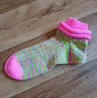 Stricksocken Sneakersocken Gr.38 / 39 Nordrhein-Westfalen - Mülheim (Ruhr) Vorschau