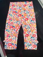 Tolle bunte Capri Leggins, Rüschen Blumenmuster 128 Nordrhein-Westfalen - Hilden Vorschau