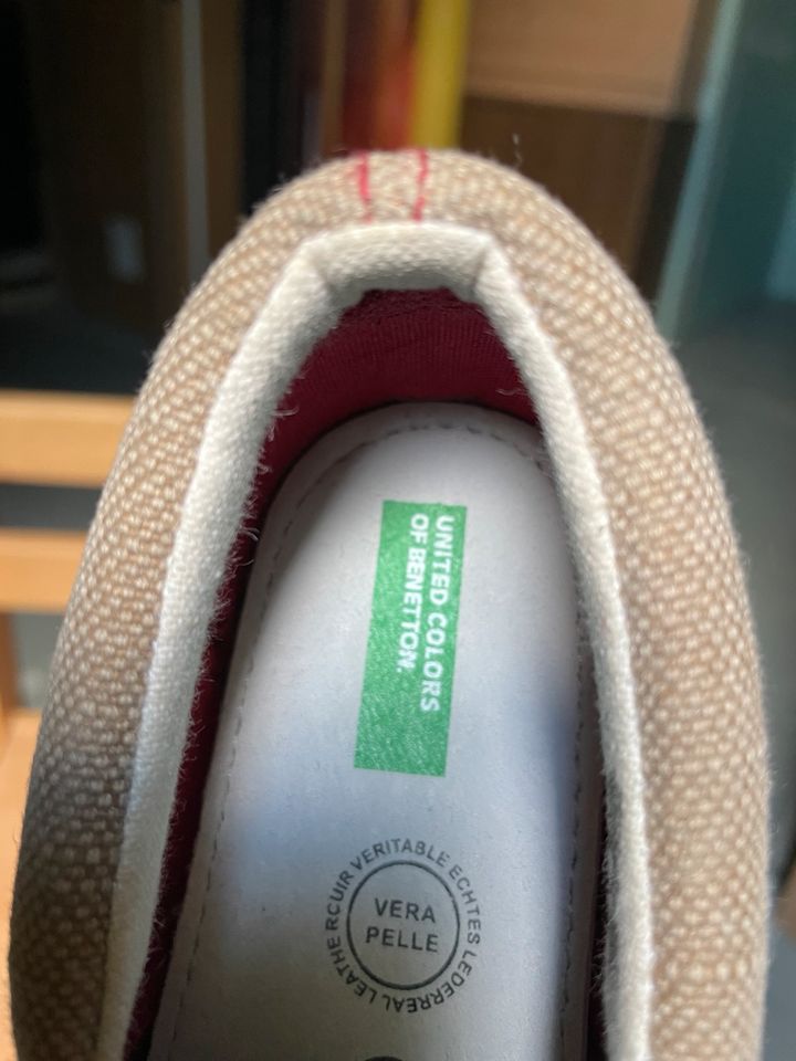 Kinder Sneakers von Benetton in Remscheid