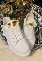 sehr schöne Sneaker, weiß mit Goldene Details Rheinland-Pfalz - Bendorf Vorschau