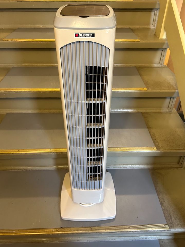 Budget Ventilator in grau in Berlin