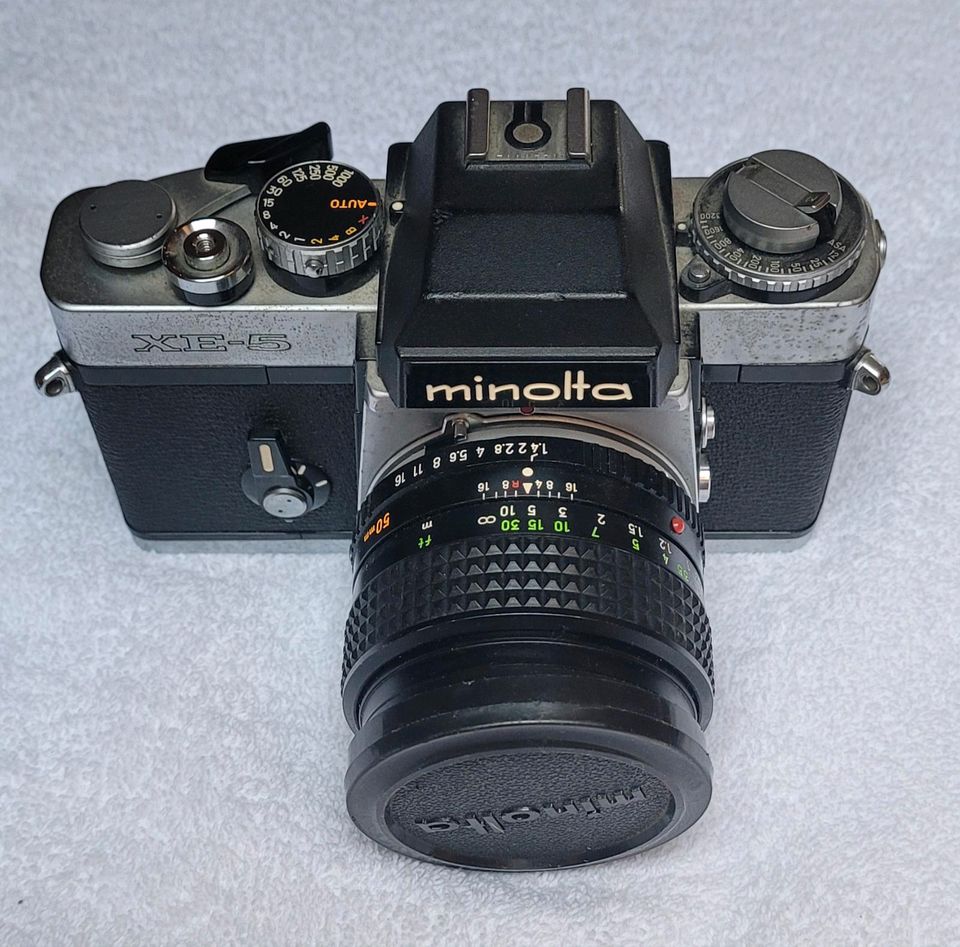 Minolta Spiegelreflex-Kamera analog mit viel Zubehör in Deggendorf