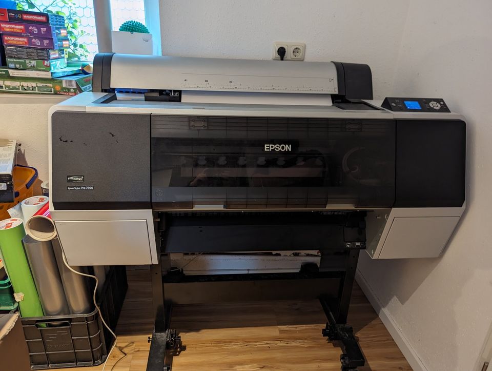 Epson Stylus Pro 7890 gebraucht funktionsfähig inkl. Folienreste in Sinntal