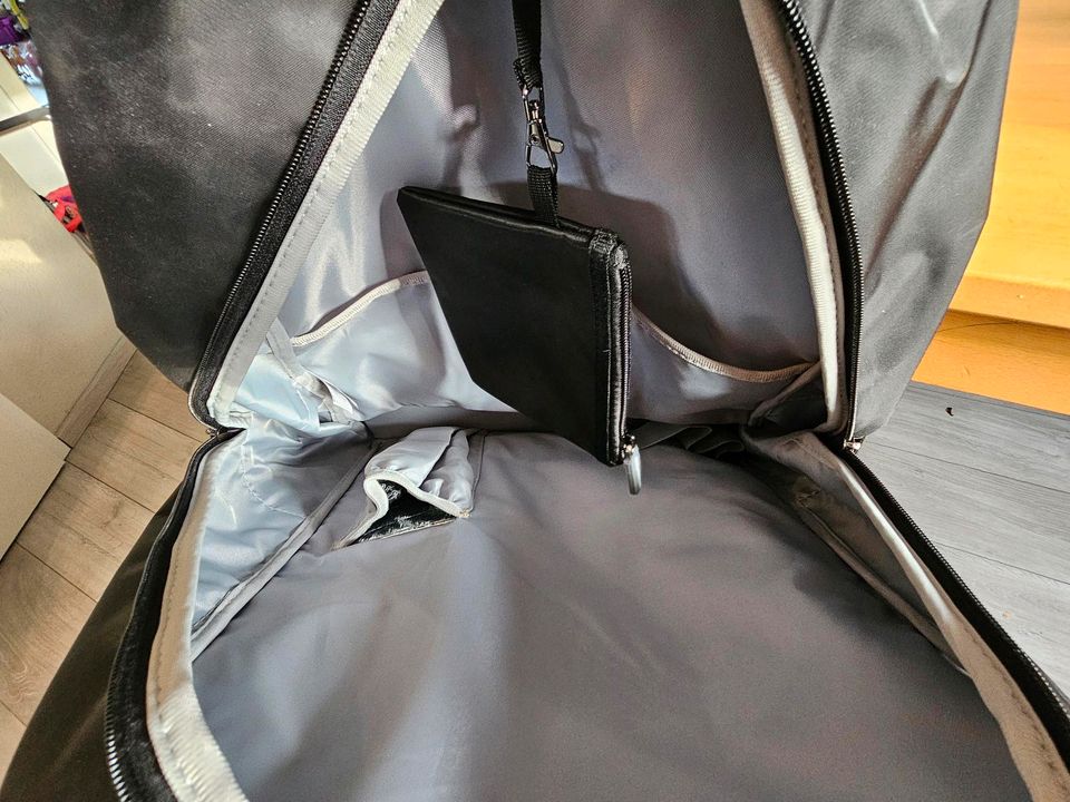 Daddy Bag, Wickeltasche, Rucksack für Männer in Leun