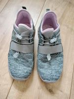 Mädchen Sportschuhe Hallenschuhe Gr.35 Alive grau Köln - Porz Vorschau