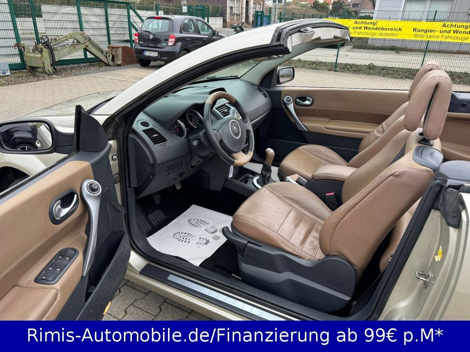 Renault Megane II Cabrio Dynamique TÜV Neu Leder PDC Shz in Gelsenkirchen