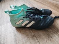 Fußballschuhe Größe 39 guter Zustand Bayern - Regen Vorschau