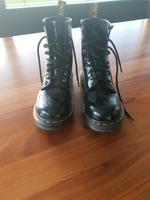 DR.MARTENS Stiefel schwarz Lackleder Grösse 38 Bayern - Amberg Vorschau