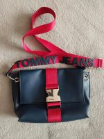 Tommy Hilfiger Tommy Jeans kleine Crossbody Tasche in Blau Berlin - Charlottenburg Vorschau