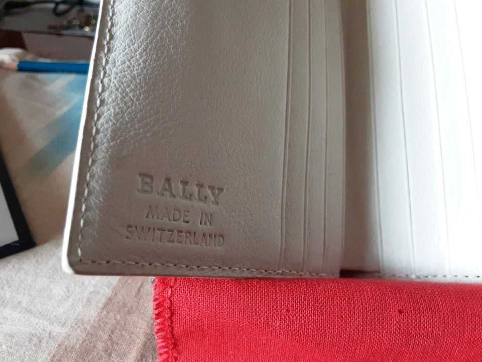 Bally Damen Portemonnaie in Nordrhein-Westfalen - Soest | eBay  Kleinanzeigen ist jetzt Kleinanzeigen