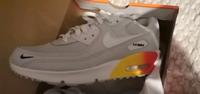 Nike AIR MAX 90 NN GS Sneaker Gr. 38,5 Sachsen - Ralbitz-Rosenthal Vorschau