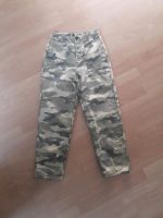 Cargo Jeans H&M camouflage Gr. 34 Nordrhein-Westfalen - Nettetal Vorschau