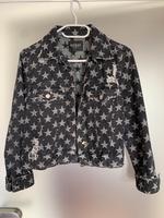 GUESS Jeansjacke schwarz mit Sternen Gr. S Niedersachsen - Göttingen Vorschau
