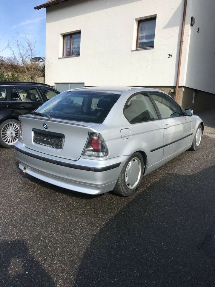 BMW E46 Compact Seitenschweller Titansilber Schlachtfest in Wüstenrot