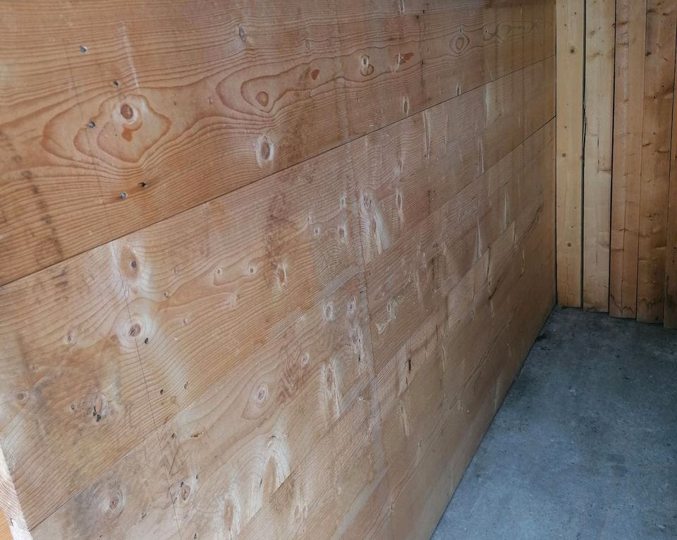 Holzplatte Terassenplatten Bretter Dielen Konstruktionsholz in Altusried