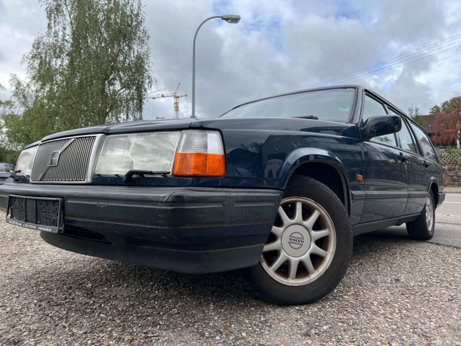 Abbildung des Autos Volvo 940 Kombi 2.3 AUTO…