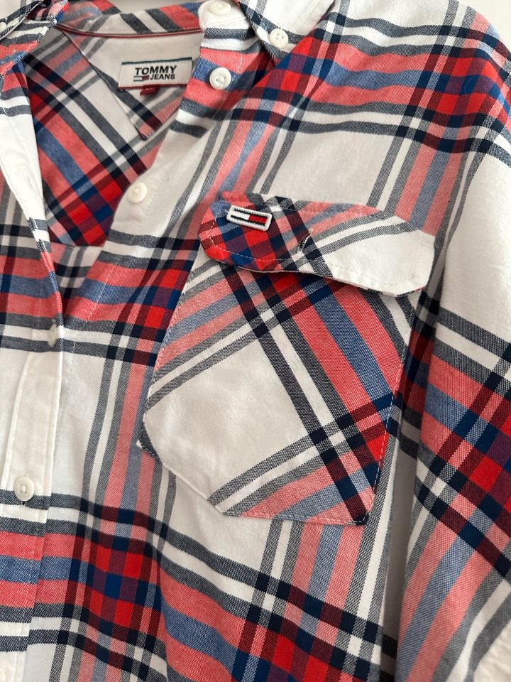 Tommy Hilfiger Tommy Jeans kariertes Hemd rot schwarz blau weiß in Köln