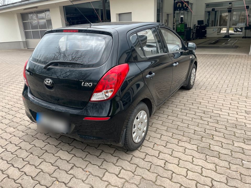 Hyundai i20, Klima, 2013, 63 tkm in Erfurt