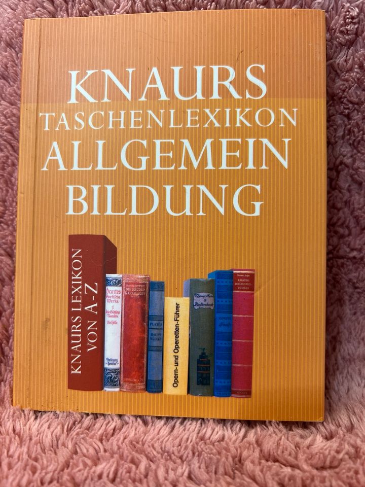 Knaurs Taschenlexikon allgemeine Bildung in Essen