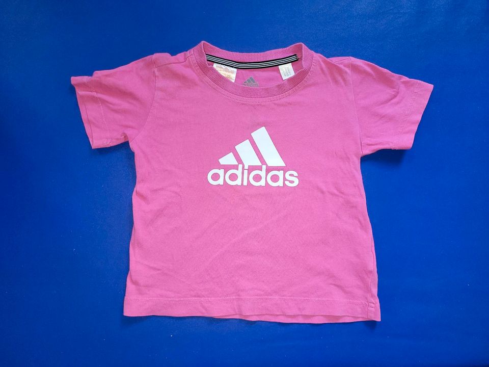 Adidas Shirt Gr. 110 (104) in Arnstadt