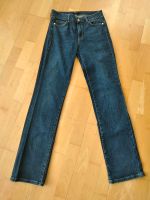 Massimo Dutti Damenjeans, Gr. 36, dunkelblau, gerade geschnitten Hessen - Wiesbaden Vorschau