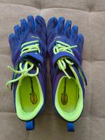 Vibram Fivefingers V-Train, Größe 41 (40) Fußlänge 25cm, lila Baden-Württemberg - Mannheim Vorschau