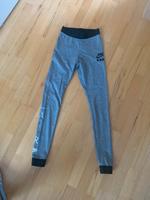 Nike Leggings Gr XS grau Hessen - Reiskirchen Vorschau